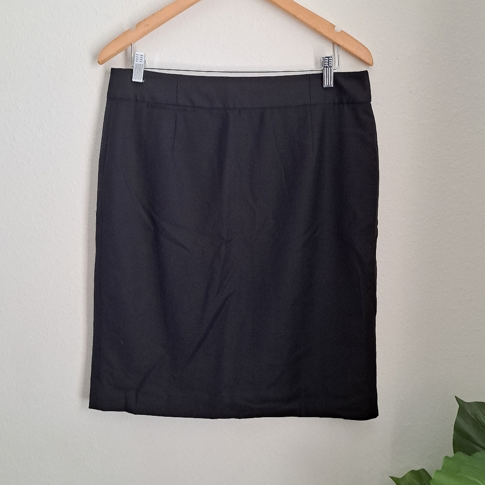 J. Crew The Pencil Skirt Size 12 Solid Black 100% Wool